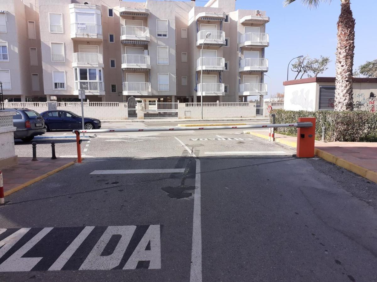 Apartamento Santa Pola, En Playa Del Tamarit Con Piscina. 외부 사진